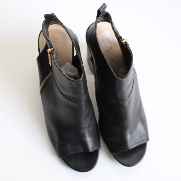 Cole Haan Black ZULA SHOOTIE II Leather Peep-Toe Bootie Shootie Heels Size 9.5 - Picture 4 of 8